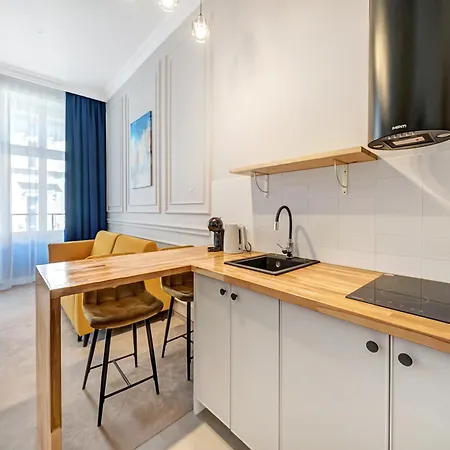 Apart-hotel Wschodnia Elegans 3*