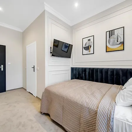 Wschodnia Elegans Apart-hotel