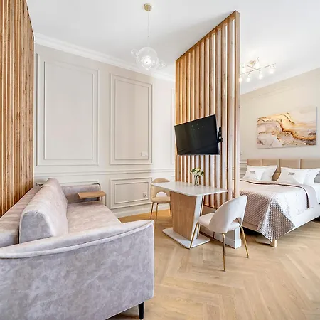 Wschodnia Elegans Aparthotel *