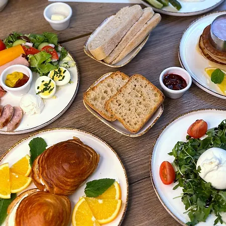 Apart-hotel Wschodnia Elegans 3*