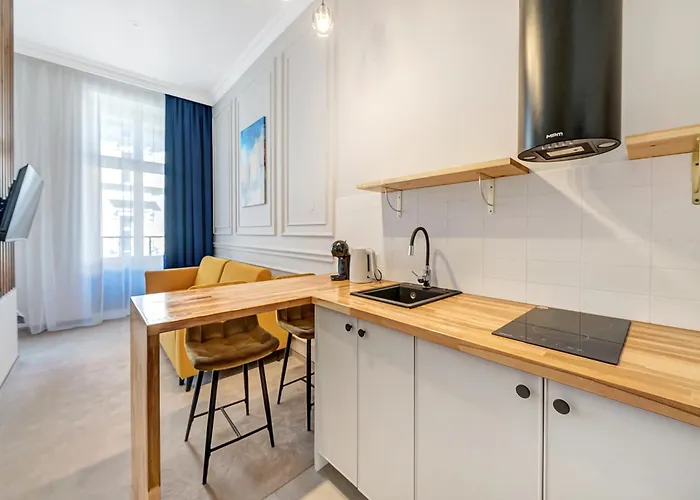 Apart-hotel Wschodnia Elegans 3*