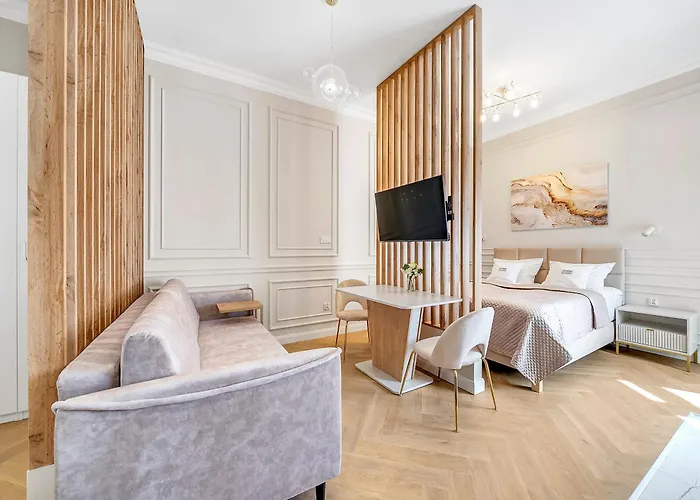 Wschodnia Elegans Apart-hotel 3*